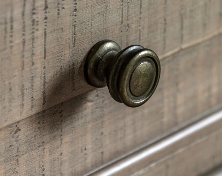 Vancouver 5 Drawer Chest